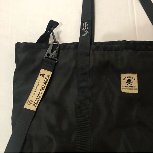 AMG Atomic Mission Gear Black Tote Bag - Picture 3 of 6